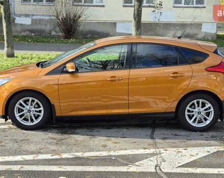 Оранжевый Форд Фокус, объемом двигателя 1 л и пробегом 161 тыс. км за 8500 $, фото 4 на Automoto.ua