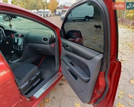 Оранжевый Форд Фокус, объемом двигателя 1.6 л и пробегом 214 тыс. км за 5100 $, фото 3 на Automoto.ua