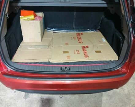 Оранжевый Форд Фокус, объемом двигателя 1.8 л и пробегом 300 тыс. км за 5600 $, фото 8 на Automoto.ua