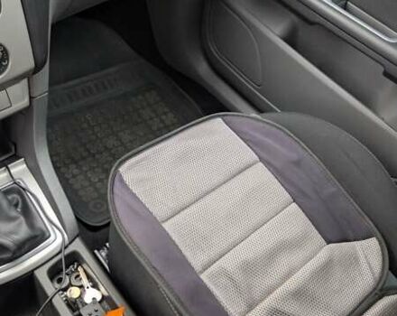 Оранжевый Форд Фокус, объемом двигателя 1.8 л и пробегом 170 тыс. км за 4000 $, фото 16 на Automoto.ua