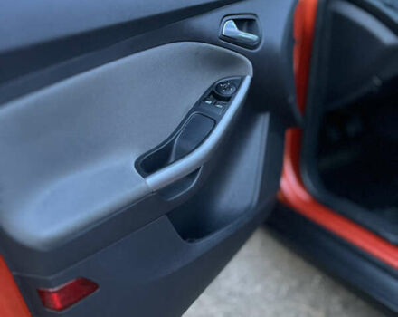 Помаранчевий Форд Фокус, об'ємом двигуна 1.6 л та пробігом 367 тис. км за 7400 $, фото 7 на Automoto.ua