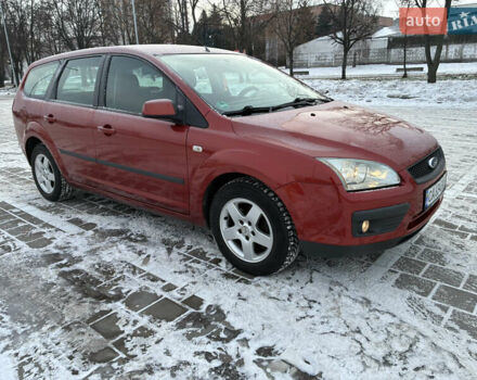 Помаранчевий Форд Фокус, об'ємом двигуна 1.6 л та пробігом 196 тис. км за 5400 $, фото 1 на Automoto.ua