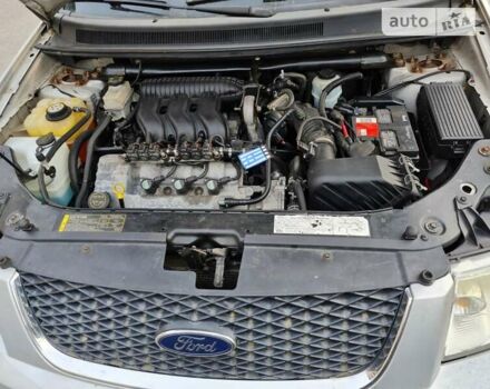 Серый Форд Фристайл, объемом двигателя 3 л и пробегом 223 тыс. км за 7500 $, фото 15 на Automoto.ua