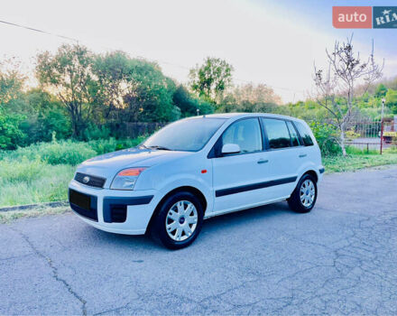 Білий Форд Фьюжен, об'ємом двигуна 1.4 л та пробігом 171 тис. км за 5699 $, фото 8 на Automoto.ua