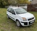 Білий Форд Фьюжен, об'ємом двигуна 1.4 л та пробігом 254 тис. км за 5100 $, фото 4 на Automoto.ua