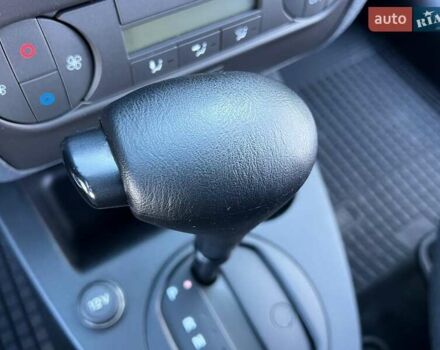 Білий Форд Фьюжен, об'ємом двигуна 1.6 л та пробігом 104 тис. км за 8250 $, фото 44 на Automoto.ua