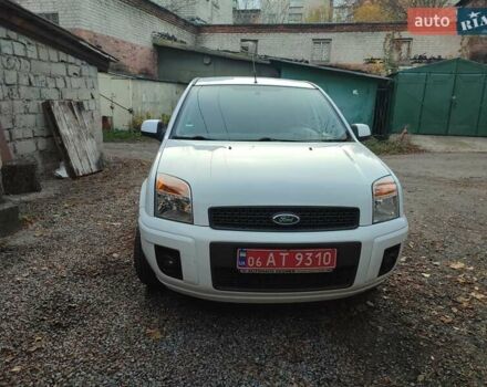 Білий Форд Фьюжен, об'ємом двигуна 1.4 л та пробігом 169 тис. км за 6300 $, фото 8 на Automoto.ua