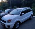 Білий Форд Фьюжен, об'ємом двигуна 1.4 л та пробігом 260 тис. км за 4000 $, фото 1 на Automoto.ua
