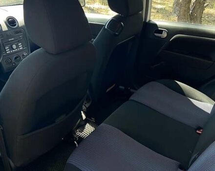 Белый Форд Фьюжн, объемом двигателя 1.4 л и пробегом 194 тыс. км за 5500 $, фото 8 на Automoto.ua