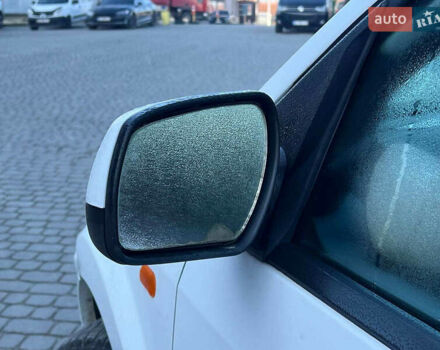 Белый Форд Фьюжн, объемом двигателя 1.4 л и пробегом 162 тыс. км за 6490 $, фото 13 на Automoto.ua