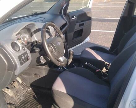 Белый Форд Фьюжн, объемом двигателя 1.39 л и пробегом 164 тыс. км за 4600 $, фото 9 на Automoto.ua