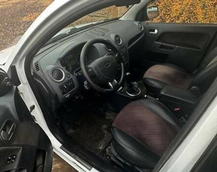 Форд Фьюжен 2011 у Чернухах на Automoto.ua Білий Форд Фьюжен, об'ємом двигуна 1.4 л та пробігом 109 тис. км за 7200 $, фото 3 на Automoto.ua