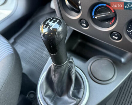 Форд Фьюжн 2011 в Одессе на Automoto.ua Белый Форд Фьюжн, объемом двигателя 1.4 л и пробегом 58 тыс. км за 7800 $, фото 33 на Automoto.ua