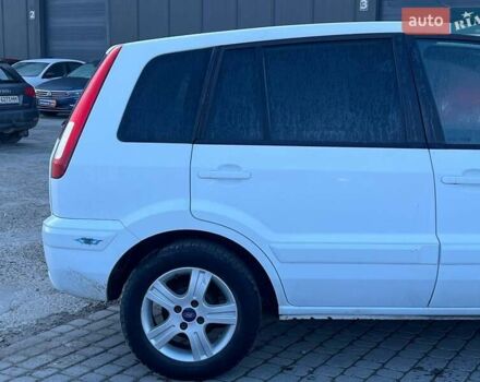 Белый Форд Фьюжн, объемом двигателя 1.4 л и пробегом 162 тыс. км за 6490 $, фото 8 на Automoto.ua