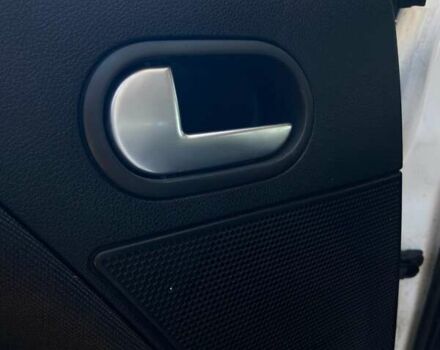 Белый Форд Фьюжн, объемом двигателя 1.4 л и пробегом 194 тыс. км за 5500 $, фото 9 на Automoto.ua