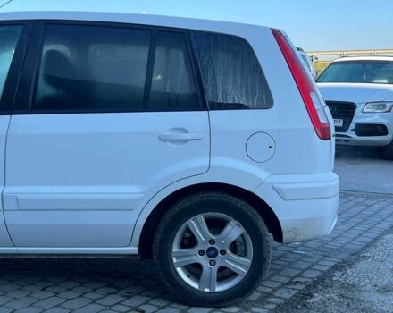 Білий Форд Фьюжен, об'ємом двигуна 1.4 л та пробігом 162 тис. км за 6490 $, фото 4 на Automoto.ua