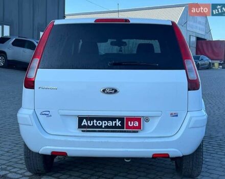 Белый Форд Фьюжн, объемом двигателя 1.4 л и пробегом 162 тыс. км за 6490 $, фото 6 на Automoto.ua