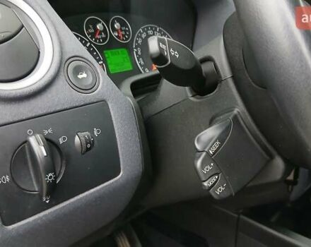 Білий Форд Фьюжен, об'ємом двигуна 0 л та пробігом 130 тис. км за 6900 $, фото 9 на Automoto.ua