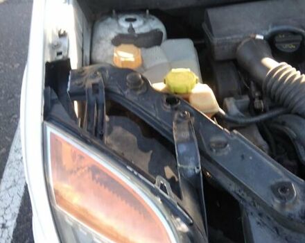 Белый Форд Фьюжн, объемом двигателя 1.39 л и пробегом 164 тыс. км за 4600 $, фото 17 на Automoto.ua