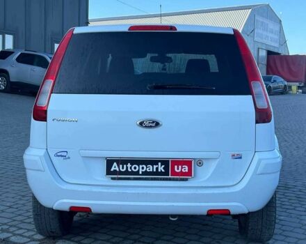Білий Форд Фьюжен, об'ємом двигуна 1.4 л та пробігом 162 тис. км за 6490 $, фото 6 на Automoto.ua
