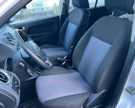 Білий Форд Фьюжен, об'ємом двигуна 1.4 л та пробігом 162 тис. км за 6490 $, фото 17 на Automoto.ua