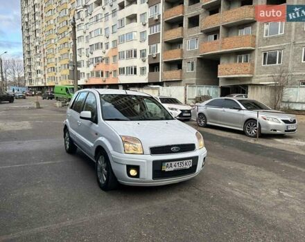 Белый Форд Фьюжн, объемом двигателя 1.6 л и пробегом 130 тыс. км за 5700 $, фото 2 на Automoto.ua
