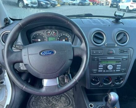 Білий Форд Фьюжен, об'ємом двигуна 1.4 л та пробігом 162 тис. км за 6490 $, фото 21 на Automoto.ua