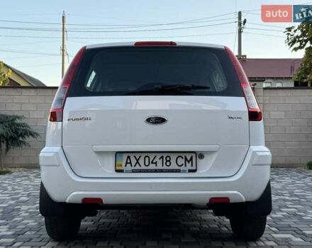 Форд Фьюжн 2011 в Одессе на Automoto.ua Белый Форд Фьюжн, объемом двигателя 1.4 л и пробегом 58 тыс. км за 7800 $, фото 11 на Automoto.ua