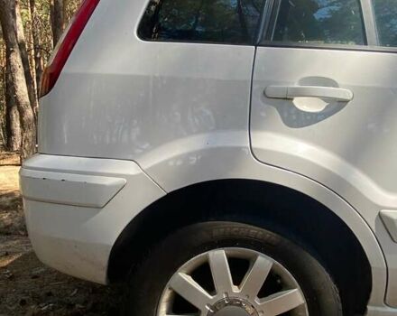 Белый Форд Фьюжн, объемом двигателя 1.4 л и пробегом 194 тыс. км за 5500 $, фото 15 на Automoto.ua