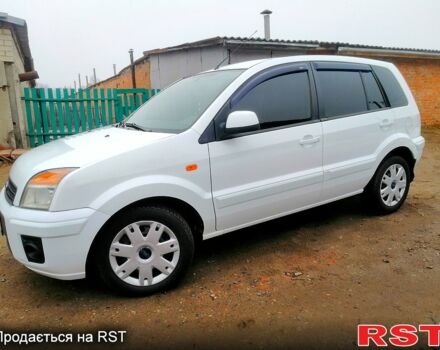 Білий Форд Фьюжен, об'ємом двигуна 14 л та пробігом 147 тис. км за 5900 $, фото 9 на Automoto.ua