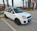 Білий Форд Фьюжен, об'ємом двигуна 1.4 л та пробігом 154 тис. км за 5400 $, фото 6 на Automoto.ua