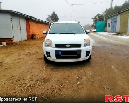 Білий Форд Фьюжен, об'ємом двигуна 14 л та пробігом 147 тис. км за 5900 $, фото 3 на Automoto.ua