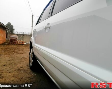 Білий Форд Фьюжен, об'ємом двигуна 14 л та пробігом 147 тис. км за 5900 $, фото 6 на Automoto.ua