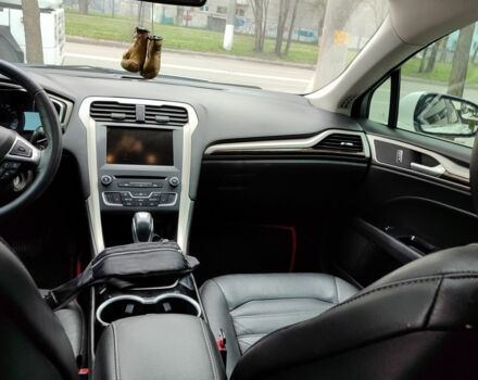 Белый Форд Фьюжн, объемом двигателя 2 л и пробегом 283 тыс. км за 9500 $, фото 2 на Automoto.ua