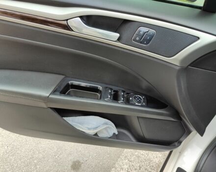 Белый Форд Фьюжн, объемом двигателя 2 л и пробегом 283 тыс. км за 9500 $, фото 14 на Automoto.ua