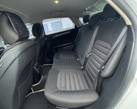 Белый Форд Фьюжн, объемом двигателя 2.5 л и пробегом 70 тыс. км за 12500 $, фото 6 на Automoto.ua