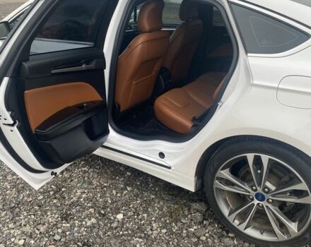 Белый Форд Фьюжн, объемом двигателя 2 л и пробегом 165 тыс. км за 14500 $, фото 6 на Automoto.ua