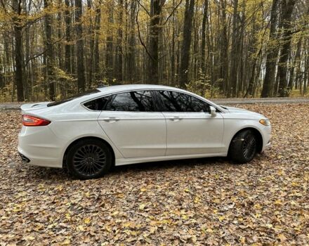 Білий Форд Фьюжен, об'ємом двигуна 2 л та пробігом 198 тис. км за 9600 $, фото 4 на Automoto.ua