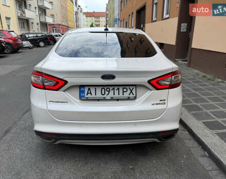 Белый Форд Фьюжн, объемом двигателя 2 л и пробегом 220 тыс. км за 10500 $, фото 12 на Automoto.ua