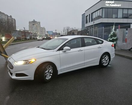 Белый Форд Фьюжн, объемом двигателя 1.6 л и пробегом 194 тыс. км за 7500 $, фото 2 на Automoto.ua