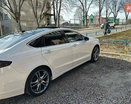 Белый Форд Фьюжн, объемом двигателя 2 л и пробегом 138 тыс. км за 12000 $, фото 3 на Automoto.ua