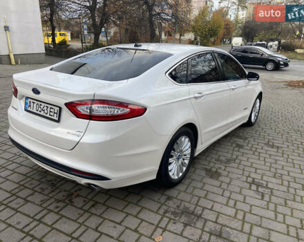 Белый Форд Фьюжн, объемом двигателя 2 л и пробегом 178 тыс. км за 12500 $, фото 5 на Automoto.ua