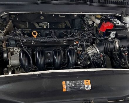 Белый Форд Фьюжн, объемом двигателя 2.5 л и пробегом 280 тыс. км за 7500 $, фото 3 на Automoto.ua