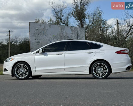 Белый Форд Фьюжн, объемом двигателя 2 л и пробегом 226 тыс. км за 10299 $, фото 14 на Automoto.ua