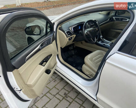 Белый Форд Фьюжн, объемом двигателя 2 л и пробегом 178 тыс. км за 12500 $, фото 9 на Automoto.ua