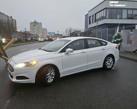 Белый Форд Фьюжн, объемом двигателя 1.6 л и пробегом 194 тыс. км за 7500 $, фото 2 на Automoto.ua
