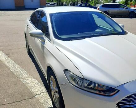 Белый Форд Фьюжн, объемом двигателя 2.5 л и пробегом 280 тыс. км за 7500 $, фото 7 на Automoto.ua