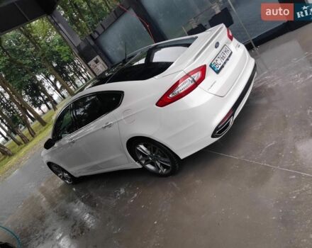 Білий Форд Фьюжен, об'ємом двигуна 2 л та пробігом 250 тис. км за 8500 $, фото 5 на Automoto.ua