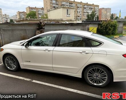 Білий Форд Фьюжен, об'ємом двигуна 2 л та пробігом 178 тис. км за 10299 $, фото 1 на Automoto.ua