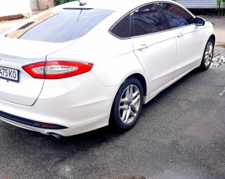 Белый Форд Фьюжн, объемом двигателя 2.5 л и пробегом 280 тыс. км за 7500 $, фото 1 на Automoto.ua